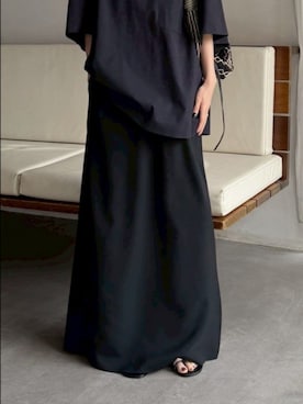 「RIM.ARK（リムアーク）のSide slit maxi SK サイド スリット マキシ スカート（スカート、ブラック系）」を使った、MariNakamuraさん（レディース・158cm）の春コーディネート