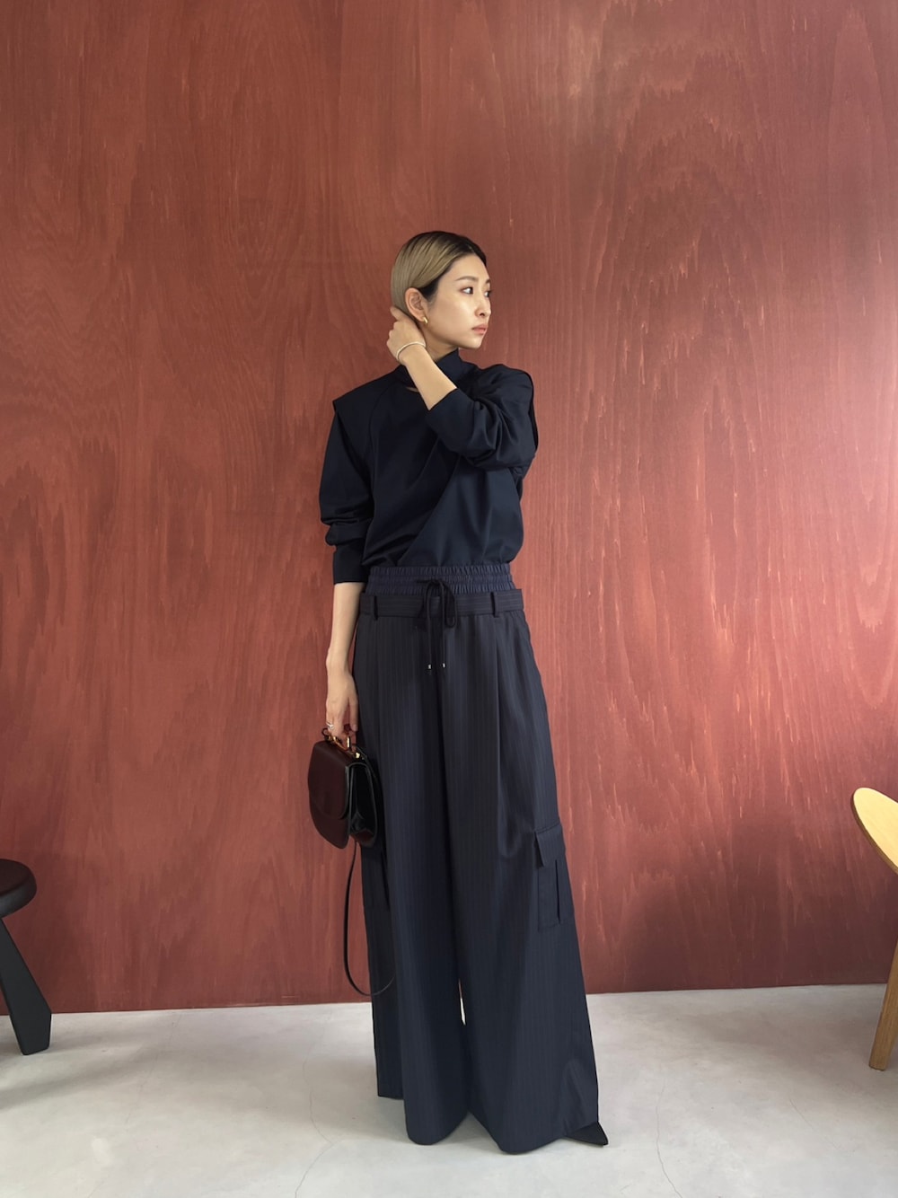 RIM.ARK（リムアーク）の「Open neck blouse オープンネックブラウズ