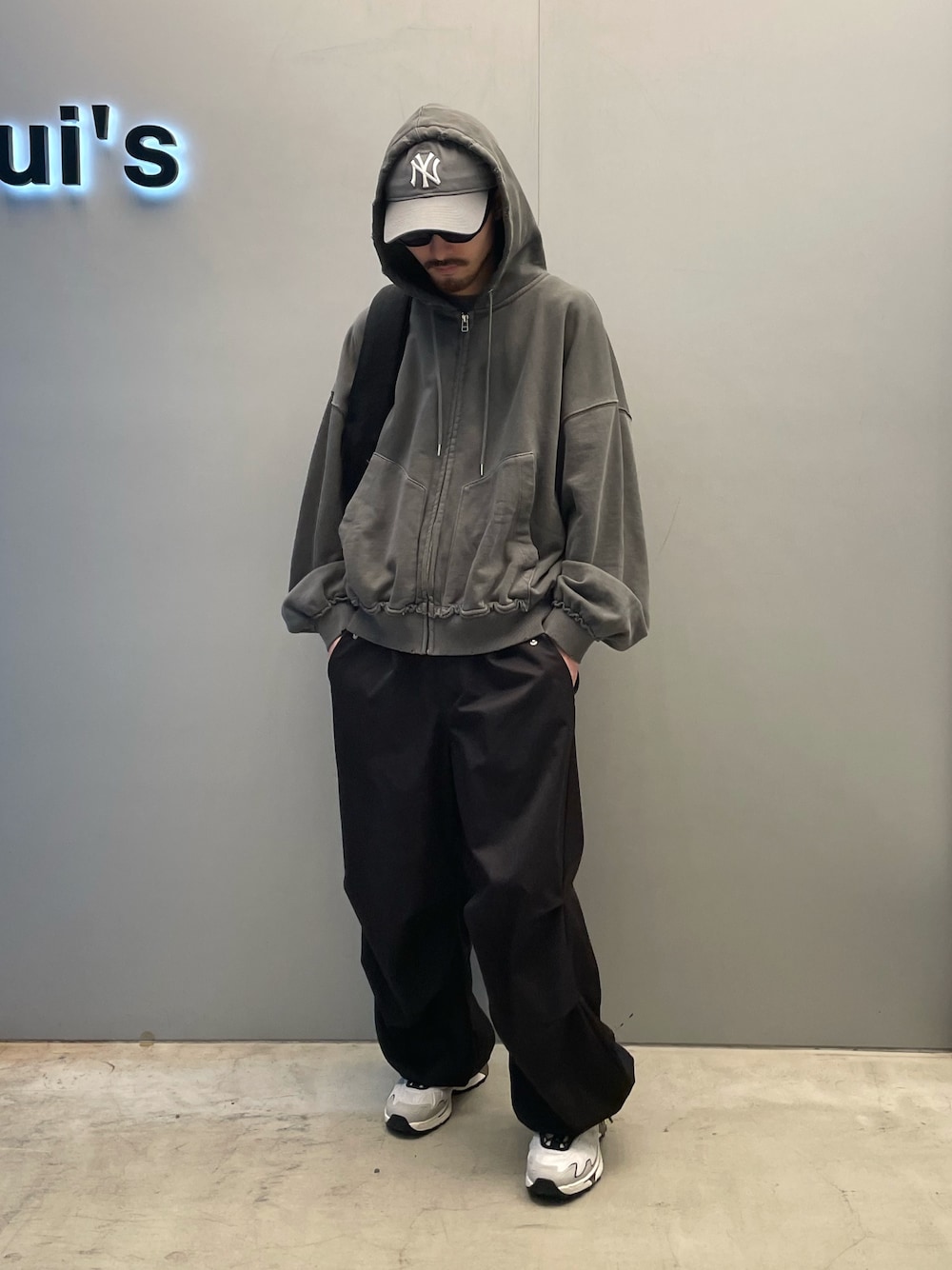 Lui's（ルイス）の「コンバーチブルパラシュートパンツ（カーゴ