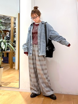 「HONEYSUCKLE ROSE（ハニーサックルローズ）の《店舗人気アイテム/ゆったりシルエット/体型カバー》デニムカバーオール（シャツ/ブラウス、ブルー系）」を使った、Natsu☆さん（レディース・157cm）の秋コーディネート