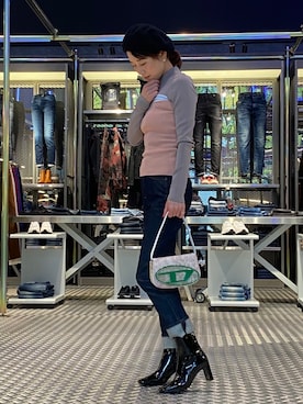 「DIESEL OSAKA」｜「アイテム（ブーツ）」を使った、かとちゃんさん（レディース・162cm）の秋コーディネート