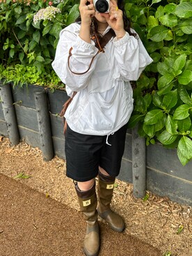 「アイテム（レインシューズ、ブラウン系）」を使った、さくさん（レディース・163cm）の夏コーディネート