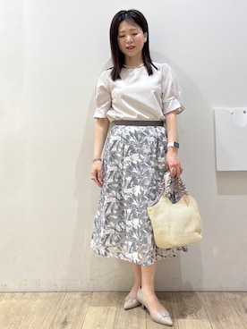 「index（インデックス）のビジューデザインポインテッドパンプス（パンプス、ベージュ系）」を使った、mameさん（レディース・154cm）の春コーディネート