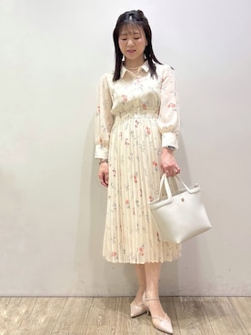 「index（インデックス）のチュールチューリップセパレートパンプス（パンプス、ベージュ系）」を使った、mameさん（レディース・154cm）の春コーディネート
