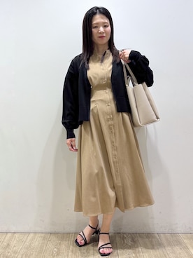 「index（インデックス）の【接触冷感／吸水速乾／UVケア】リネンライクサイドベルトシャツワンピース《透け防止／洗濯機OK》（洋裝、イエロー系）」を使った、mameさん（レディース・154cm）の夏コーディネート