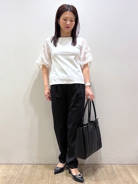 「index（インデックス）の【接触冷感／UVケア】ジャカードドッキングスリーブトップス《洗濯機OK》（Tシャツ/カットソー、ホワイト系）」を使った、mameさん（レディース・154cm）の秋コーディネート