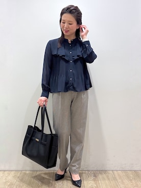 「index（インデックス）のプリーツレイヤードバンドカラーブラウス【洗濯機OK／イージーアイロン／防シワ】（シャツ/ブラウス、ブルー系）」を使った、mameさん（レディース・154cm）の秋コーディネート