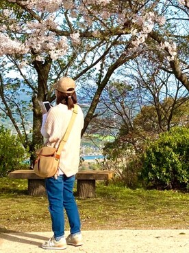 「ZARA（ザラ）のアイテム（デニムパンツ、ブルー系）」を使った、ma_minさん（レディース・157cm）の春コーディネート