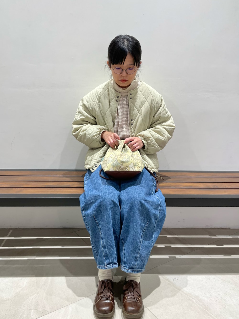 「Samansa Mos2、Samansa Mos2 blue、liniere、春デニム」｜「Samansa Mos2 blueの薄中綿キルトブルゾン（ブルゾン、ベージュ系）」を使った、ChiHsinさん（レディース・162cm）の春コーディネートの1枚目の写真