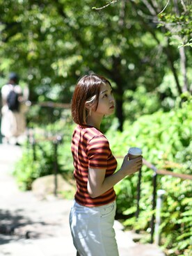 「MOUSSY（マウジー）のアイテム（Tシャツ/カットソー、オレンジ系）」を使った、karinさん（レディース・162cm）の秋コーディネート