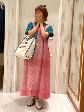 「レトロ」｜「アイテム（ジャンパースカート）」を使った、カ　リ　ンさん（レディース・160cm）の夏コーディネート