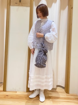 カ　リ　ンさんのコーディネート