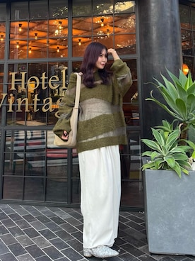 「アイテム（ローファー、シルバー系）」を使った、nacoさん（レディース・162cm）の秋コーディネート