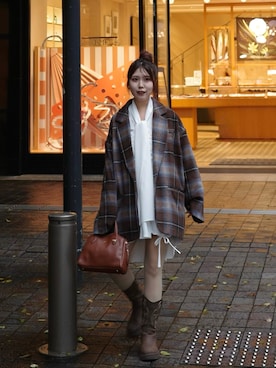 「アイテム（ボストンバッグ）」を使った、nacoさん（レディース・162cm）の秋コーディネート