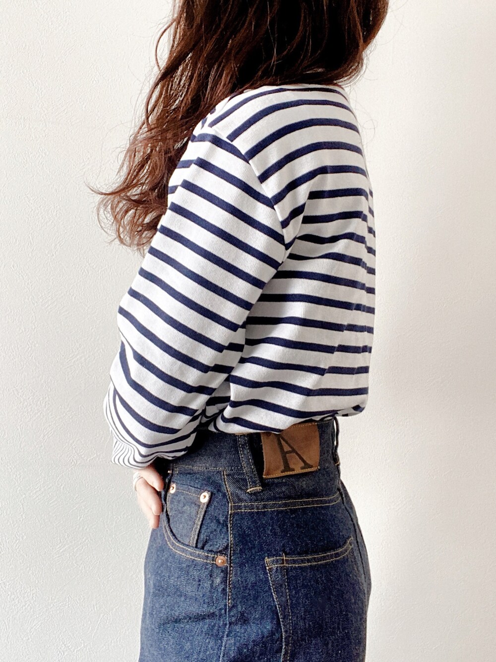 「アナトミカ、ANATOMICA、セントジェームス、saint james、おしゃれさんと繋がりたい」｜「SAINT JAMESのSAINT JAMES / セントジェームス : OUESSANTボーダー＃（Tシャツ/カットソー、ブルー系）」を使った、れなさん（レディース・166cm）の冬コーディネートの1枚目の写真