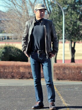 Zara ザラ のライダースジャケット グリーン系 を使ったメンズ人気ファッションコーディネート Wear