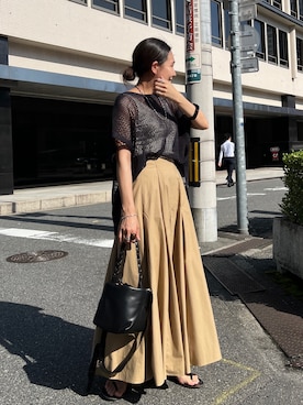 「DouDou（ドゥドゥ）のハイウエストフレアスカート（スカート、ベージュ系）」を使った、ayanaさん（レディース・162cm）の夏コーディネート