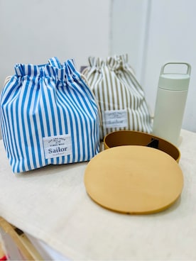 「212 KITCHEN STORE（トゥワントゥキッチンストア）のSailor ランチバッグ BL（キッチンツール、その他）」を使った、nagiさん（レディース）の春コーディネート