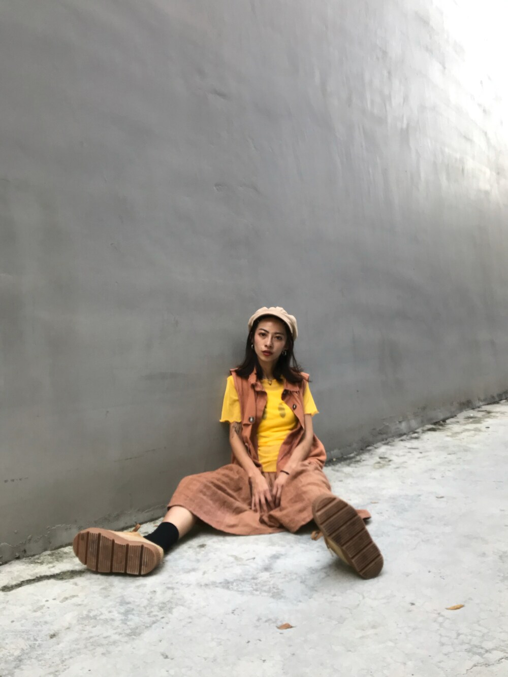 「H&Mのアイテム（帽子、ベージュ系）」を使った、Minima 蕭さん（レディース・155cm）の夏コーディネートの1枚目の写真