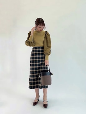 「リバーシブル」｜「アイテム（パンプス）」を使った、sakiさん（レディース・163cm）の秋コーディネート