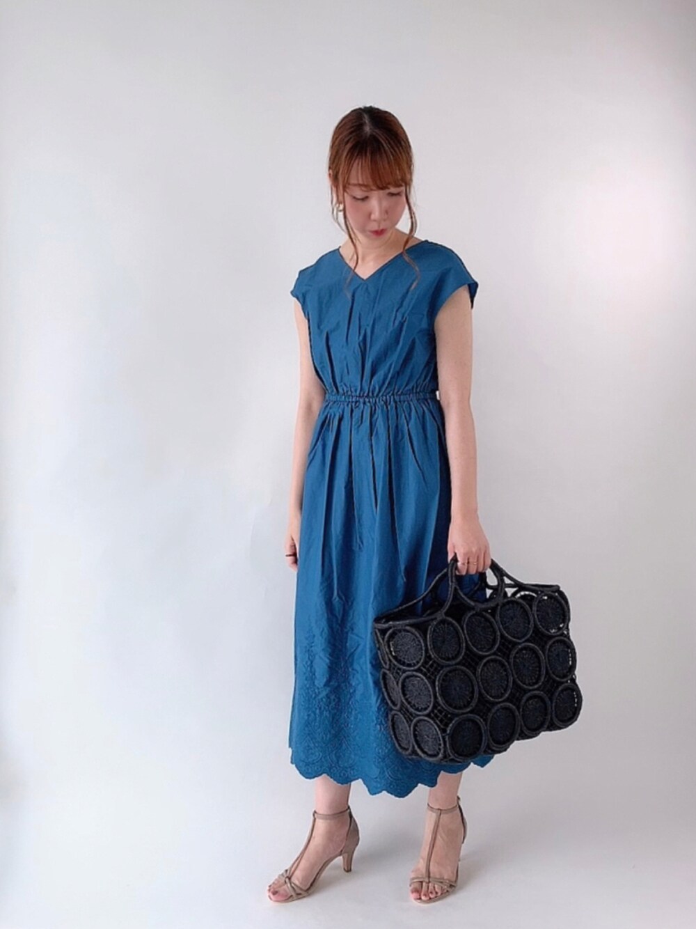 DRESSES