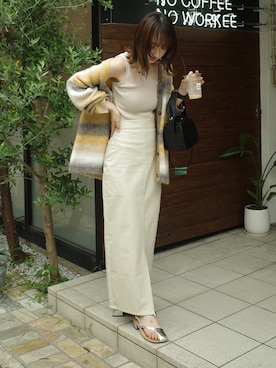 「hellam（へラム）のアイテム（スカート）」を使った、Rukaさん（レディース・162cm）の秋コーディネート