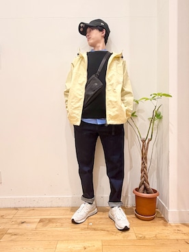 「Gramicci（グラミチ）の『別注』GRAMICCI　Stretch Denim Trouser（その他パンツ、ブルー系）」を使った、Uさん（メンズ・168cm）の春コーディネート