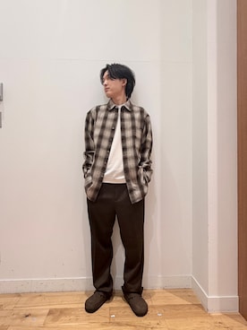 「URBAN RESEARCH DOORS（アーバンリサーチドアーズ）の『XLサイズ/WEB限定』USAコットン オンブレチェック シャツ（シャツ/ブラウス、ブラウン系）」を使った、Uさん（メンズ・168cm）の秋コーディネート