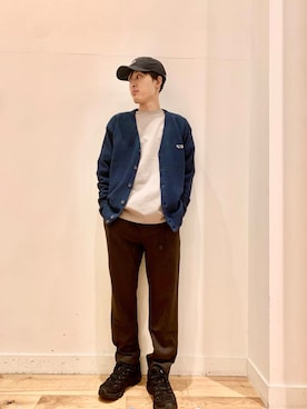 「PENNEYS（ぺニーズ）の『別注』PENNEYS×DOORS　THE FOX 天竺 Long-Sleeve T-Shirts（Tシャツ/カットソー）」を使った、Uさん（メンズ・168cm）の秋コーディネート