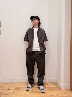 「EKAL（エカル）の『別注』Gramicci for EKAL　TR TORO トラウザー（その他パンツ、グレー系）」を使った、Uさん（メンズ・168cm）の夏コーディネート