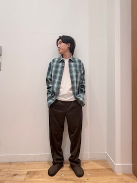 「URBAN RESEARCH DOORS（アーバンリサーチドアーズ）の『XLサイズ/WEB限定』USAコットン オンブレチェック シャツ（シャツ/ブラウス、グレー系）」を使った、Uさん（メンズ・168cm）の秋コーディネート