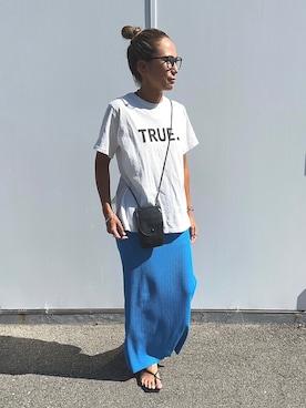 「ISOOK（アイスー）のアイテム（Tシャツ/カットソー）」を使った、SAYO☻さん（レディース・157cm）の夏コーディネート