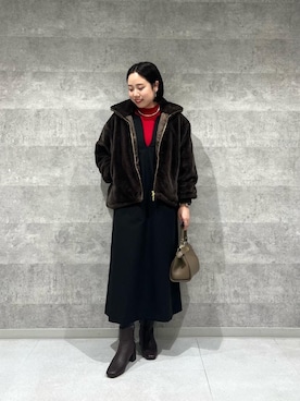 「アイテム（ジャンパースカート）」を使った、iharaさん（レディース・158cm）の冬コーディネート