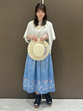 「サックスブルー」｜「アイテム（帽子）」を使った、axes femmeさん（レディース・152cm）の春コーディネート