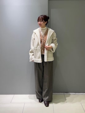 「アイテム（ムートンコート）」を使った、Mayuriiさん（レディース・157cm）の秋コーディネート