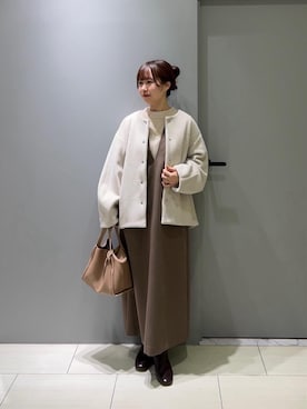 「アイテム（ジャンパースカート）」を使った、Mayuriiさん（レディース・157cm）の冬コーディネート