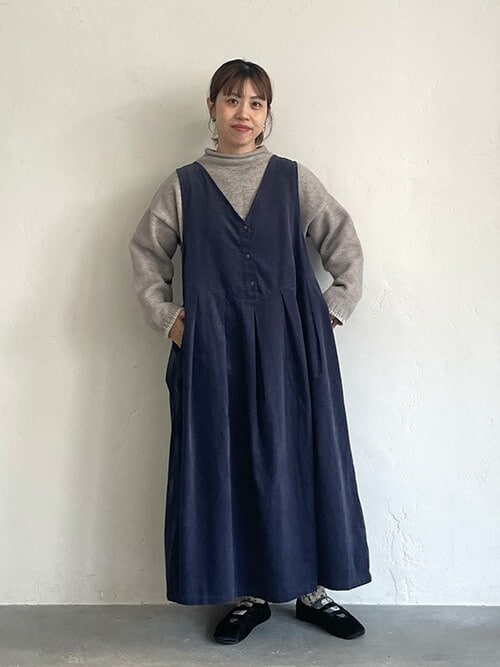 ひょっこり遊びにやってきた、わたげウサギみたいなニット