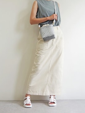 「PUPE（プーペ）のアイテム」を使った、EMC リテール事業部さん（レディース・168cm）の夏コーディネート