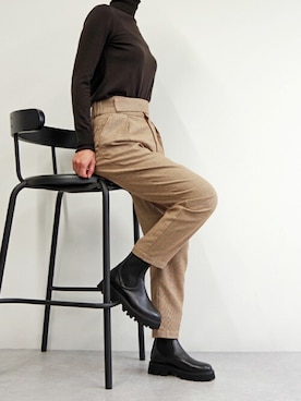 「FABIO RUSCONI（ファビオルスコーニ）のアイテム（ブーツ）」を使った、EMC リテール事業部さん（レディース・168cm）の秋コーディネート