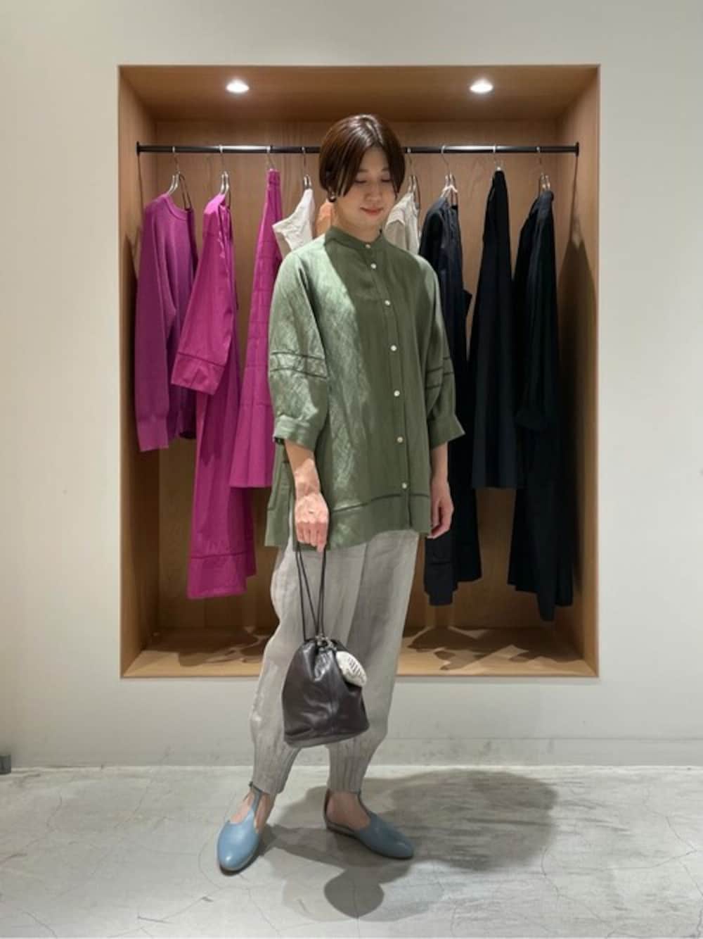 LOISIR（ロワズィール）の「レザー巾着Bag（ハンドバッグ）」 - WEAR