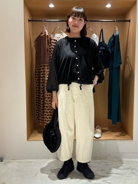 LOISIR_staffさんのコーディネート