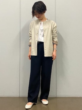 「アイテム（ノーカラージャケット、ホワイト系）」を使った、ayakaさん（レディース・151cm）の冬コーディネート