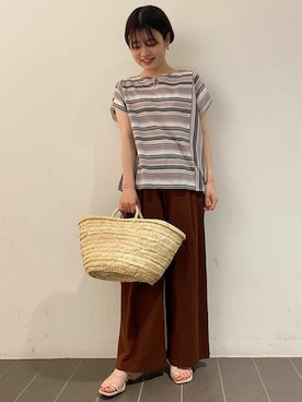 「アイテム（シャツ/ブラウス、ピンク系）」を使った、ayakaさん（レディース・151cm）の夏コーディネート