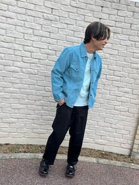 「花見」｜「アイテム（デニムジャケット）」を使った、リーバイス STAFF MENさん（メンズ・168cm）の春コーディネート