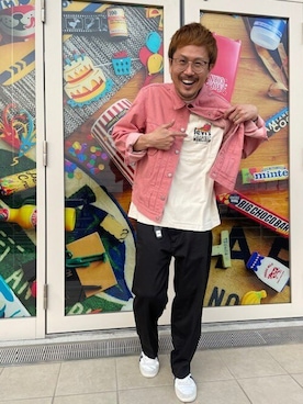 「Levi's（リーバイス）のアイテム（チノパンツ）」を使った、リーバイス STAFF MENさん（メンズ・176cm）の春コーディネート