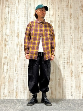 「Levi's（リーバイス）のアイテム（カーゴパンツ）」を使った、リーバイス STAFF MENさん（メンズ・174cm）の春コーディネート