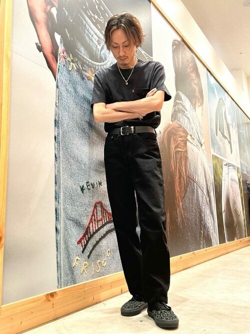 リーバイス STAFF MENさんのデニムパンツを使ったコーディネート
