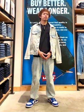 「Levi's（リーバイス）のアイテム（トップス）」を使った、リーバイス STAFF MENさん（メンズ・175cm）の夏コーディネート