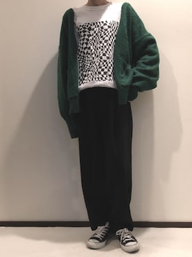 「ユニクロU」｜「アイテム（スウェットパンツ）」を使った、宇佐美 彩さん（レディース・163cm）の冬コーディネート