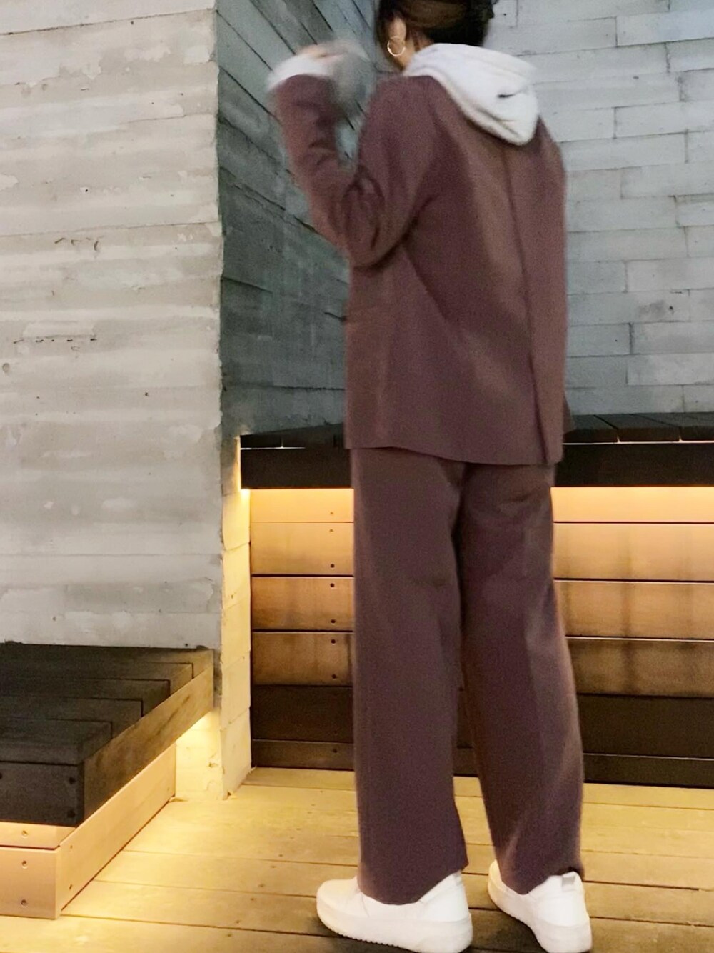 「カジュアルコーデ、オトナカジュアル、秋のコーデ、プチプラ、ootd、お洒落さんとつながりたい、秋冬コーデ、大人かわいい、パンツスタイル、韓国ファッション」｜「N.（N. Natural Beauty Basic）の【追加生産】◆ダブルブレストコンパクトテーラードジャケット（テーラードジャケット、ピンク系）」を使った、ヤオさん（レディース・156cm）の秋コーディネートの1枚目の写真